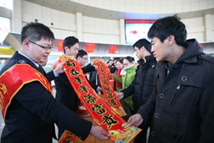 伟德体育官网 - 综合体育赛事平台|奥体中心相助同伴