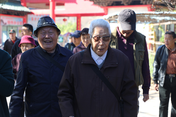 伟德体育官网 - 综合体育赛事平台|奥体中心相助同伴