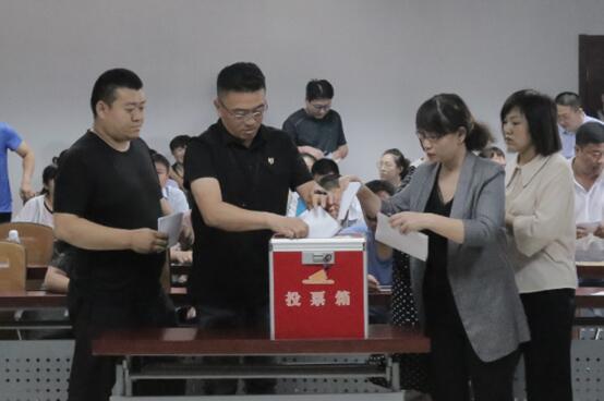 伟德体育官网 - 综合体育赛事平台|奥体中心相助同伴