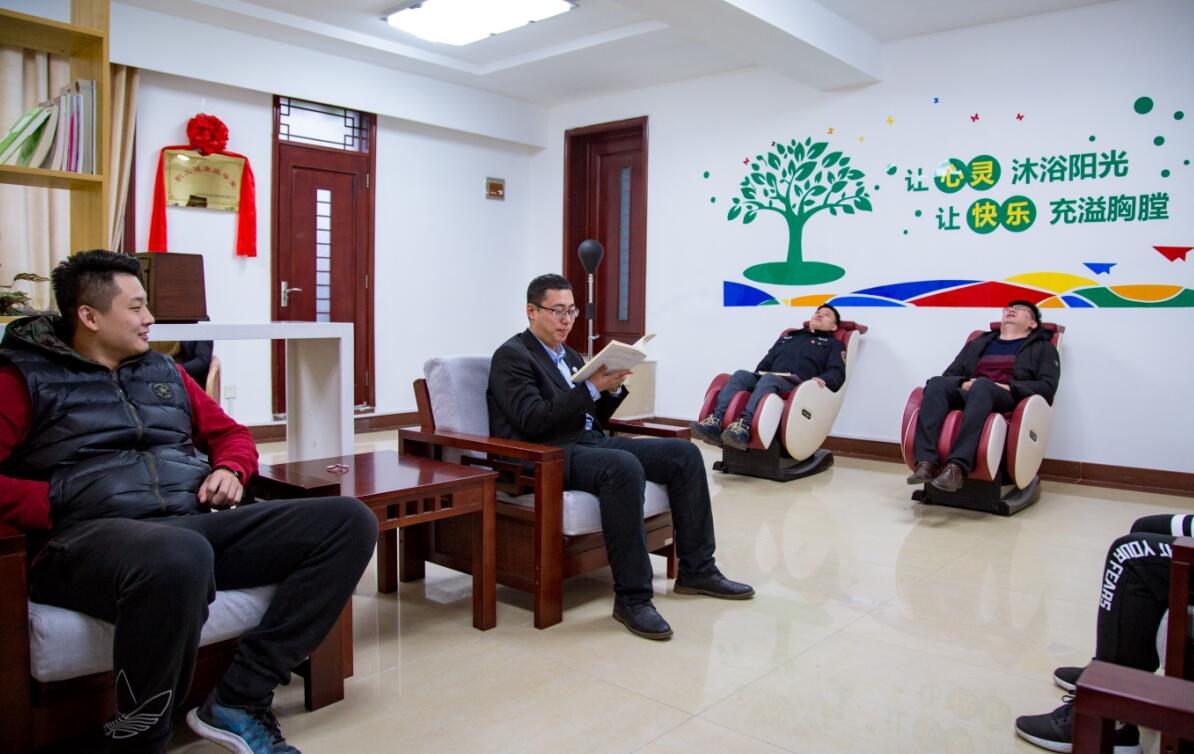 伟德体育官网 - 综合体育赛事平台|奥体中心相助同伴