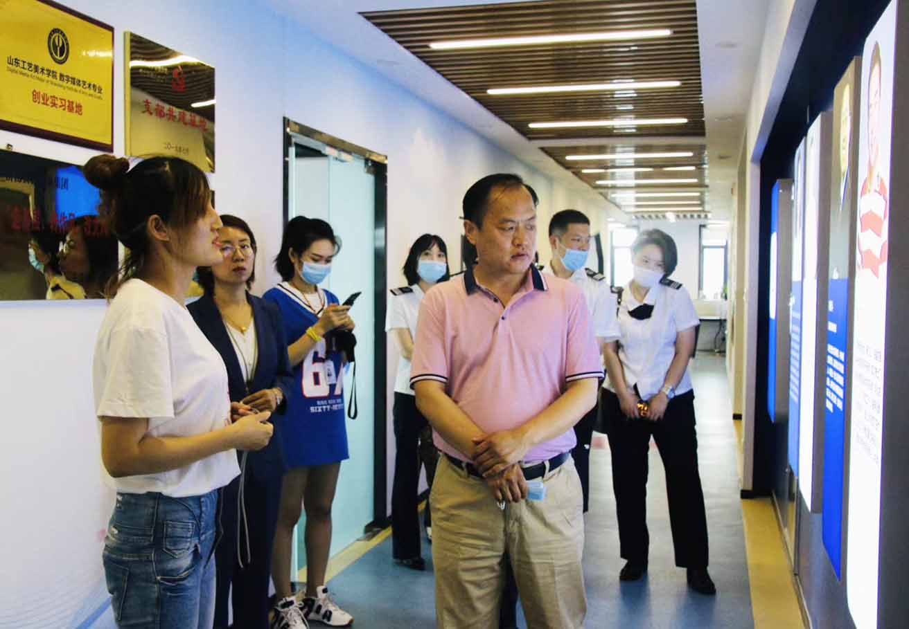 伟德体育官网 - 综合体育赛事平台|奥体中心相助同伴