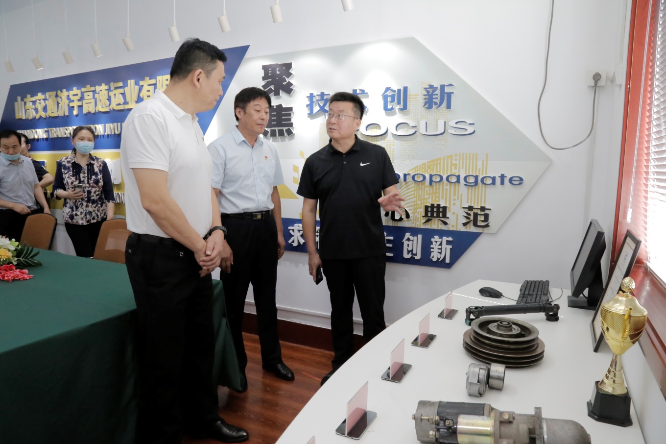 伟德体育官网 - 综合体育赛事平台|奥体中心相助同伴