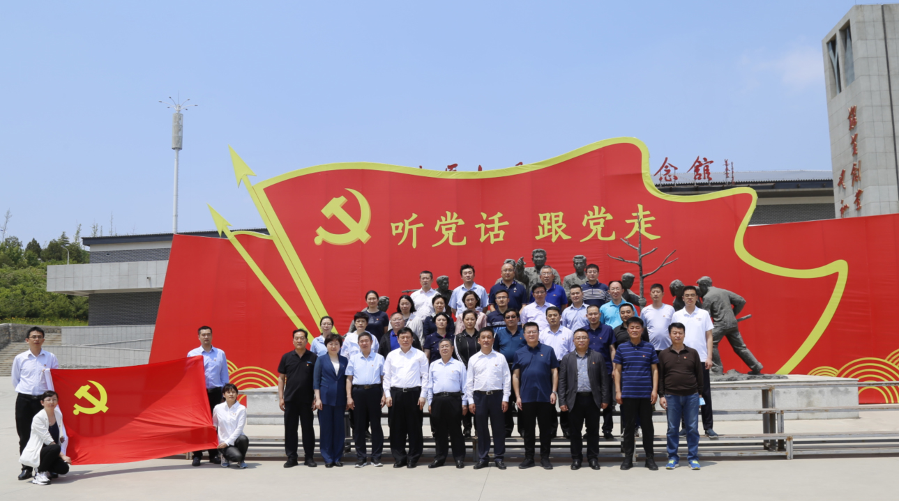 伟德体育官网 - 综合体育赛事平台|奥体中心相助同伴